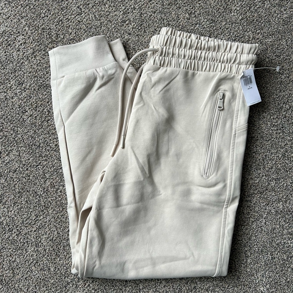 Old Navy active dynamic fleece high rise joggers